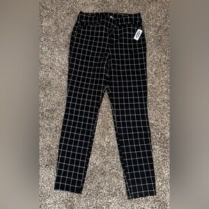 Old Navy windowpane pixie pant - 8